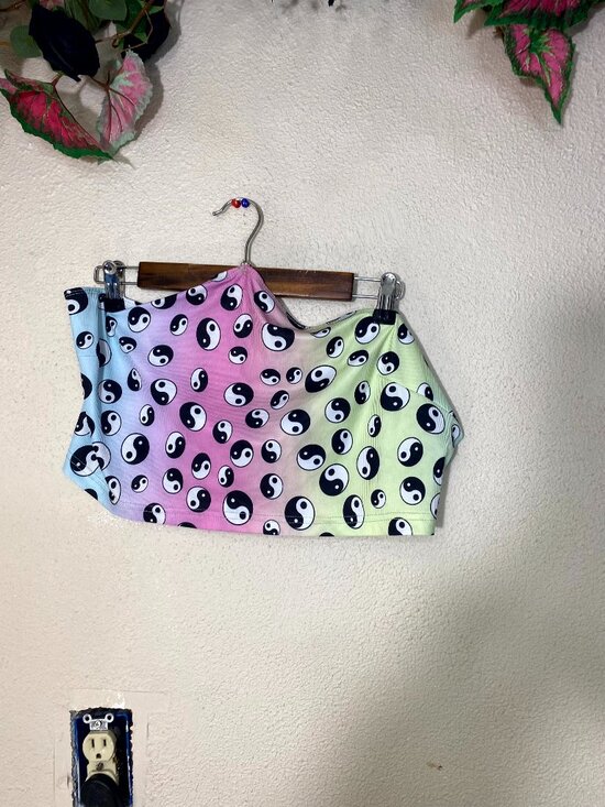 SHEIN Tops - Yin Yang Pastel Gradient Crop Top 3XL Faux Pearl Halter Strap Stretchy Ribbed